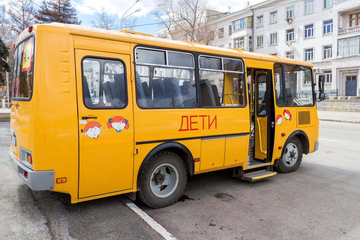 Автобус ПАЗ желтый