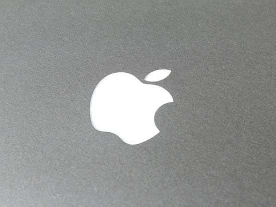   Apple  2   -    