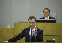 Медведев согласен повысить пенсионный возраст для чиновников