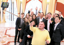 Михаил Игнатьев просит у молодежи «моральной поддержки»