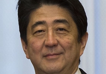 Просто испугался? Японский премьер не приедет в Москву 9 Мая