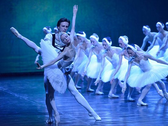 В Ижевске выступили всемирно известные балерины