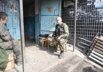 День с батальоном «Сомали»: корреспондент «МК» побывал в Донецком аэропорту
