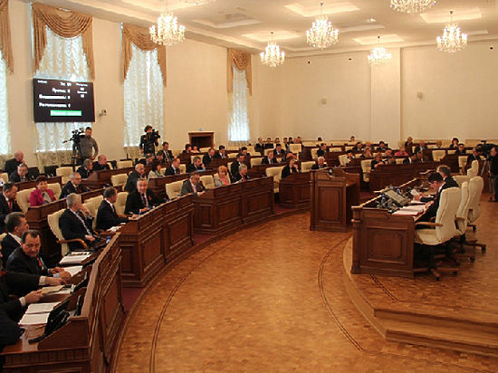 Депутаты приняли большинство законопроектов сразу в двух чтениях