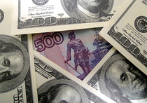 Доллар подорожал — стоит ли бежать в обменники?