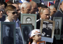 На параде Путин сидел между Назарбаевым и Си Цзиньпином