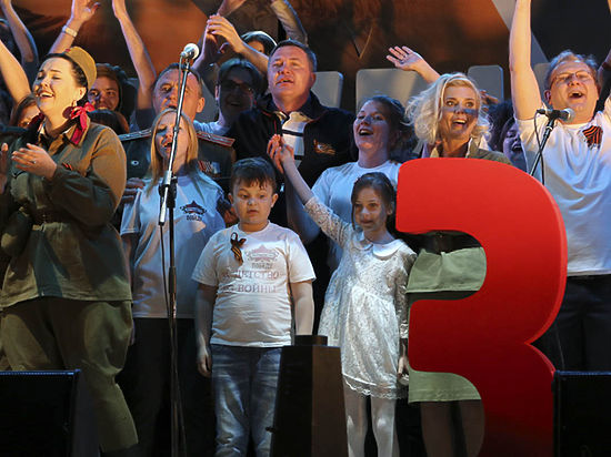 Концерт "Вологодские журналисты за Победу" стал кульминацией праздничных торжеств
