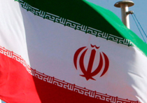 Иран угрожает войной всем, кто атакует его судно с гумпомощью