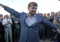 Кадыров лично отругал чеченцев, высмеивающих в WhatsApp "свадьбу тысячелетия" 