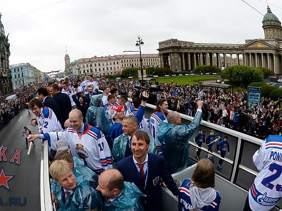 В Петербурге прошел парад чемпионов