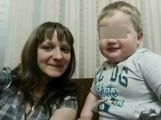 Мальчик умер в машине «скорой», а его мать пришлось госпитализировать в психбольницу
