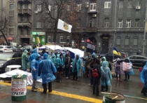 Неизвестные разгромили "третий Майдан" в Киеве