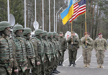 В США принят запрет на военную помощь "фашистскому" батальону "Азов"
