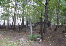 Карьерное кладбище