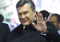 Украина официально лишает Януковича звания президента