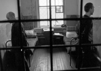Скандал в Минюсте: документ о применении силы в тюрьмах тайно подменили