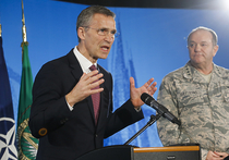 Генсек НАТО обвинил Москву в «бряцанье оружием»