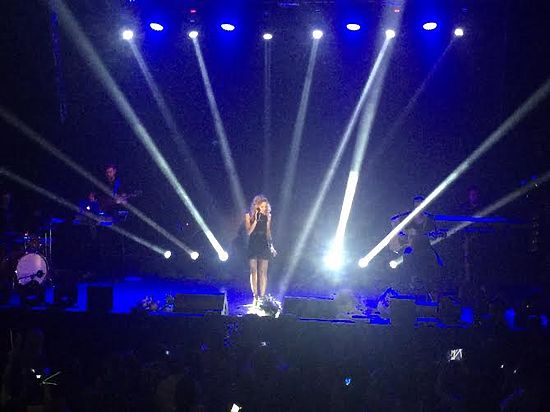 Экс-коллега по группе «Блестящие» Юлия Ковальчук  презентовала свой первый сольный альбом