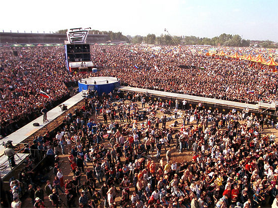 Мнения относительно присутствия танков на рок-фестивале разделились
