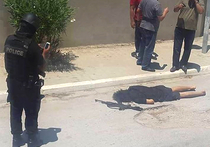 Террористы расстреляли девятнадцать человек в двух отелях Туниса