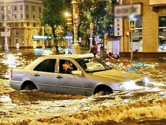 По предварительным данным, парализованная пенсионерка не смогла покинуть подтопленный дом