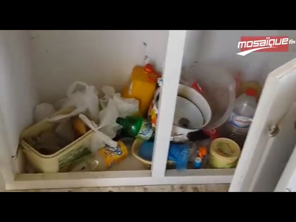 В квартире террориста в Тунисе нашли страшную грязь