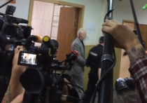 Экс-главу "Роснано" Леонида Меламеда доставили в суд