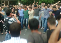 Митингующие в Ереване намерены два года перекрывать проспект Баграмяна