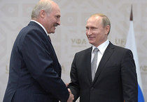 Минск просит у Москвы три миллиарда долларов, Путин думает