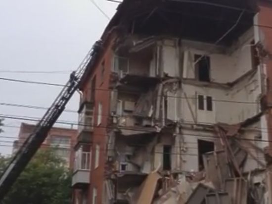 Также следствие допрашивает хозяйку магазина, располагавшегося на первом этаже здания