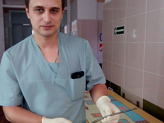 Кубанский нейрохирург достал из головы мужчины 30-сантиметровый зубец вил