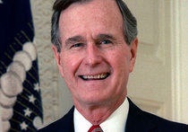 Джордж Буш-старший попал в больницу с переломом шейного позвонка
