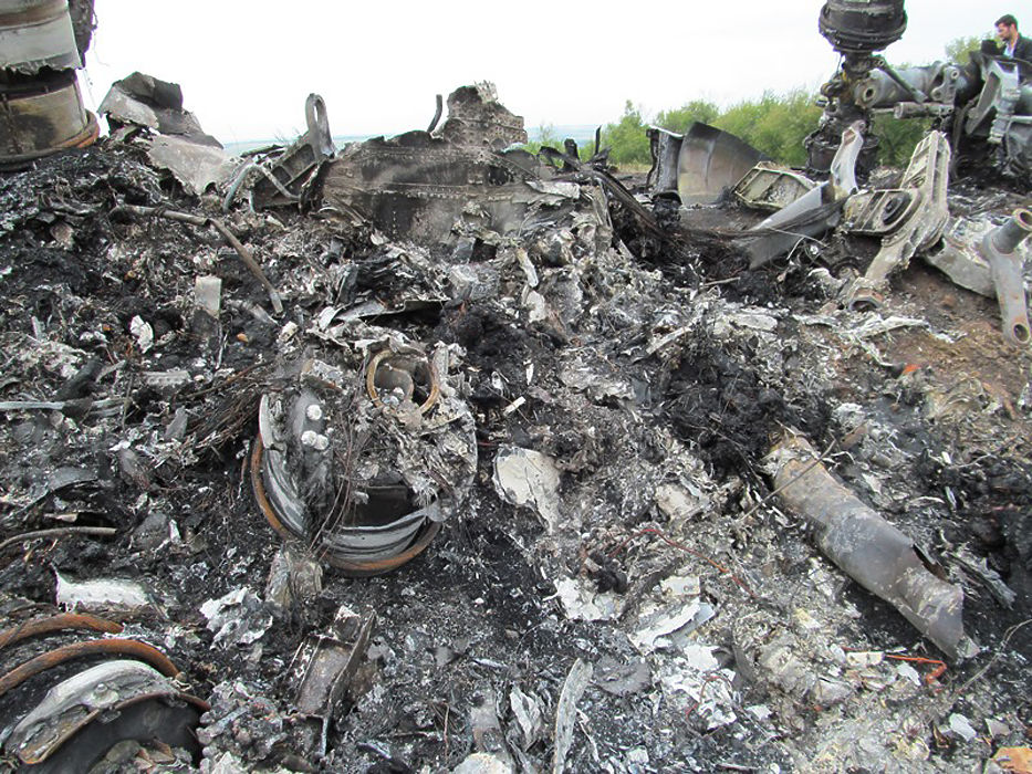 Прокуратура ДНР опубликовала новые фотографии с места крушения Boeing MH17