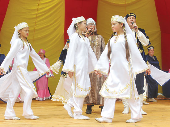 Ялуторовский район отметил любимый праздник татар 
