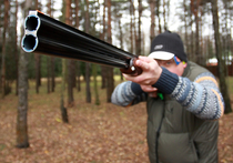 Браконьера, ранившего приятеля на охоте в Подмосковье, могут лишить оружия