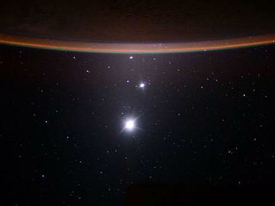 Фотографию маленького парада планет он разместил в соцсетях