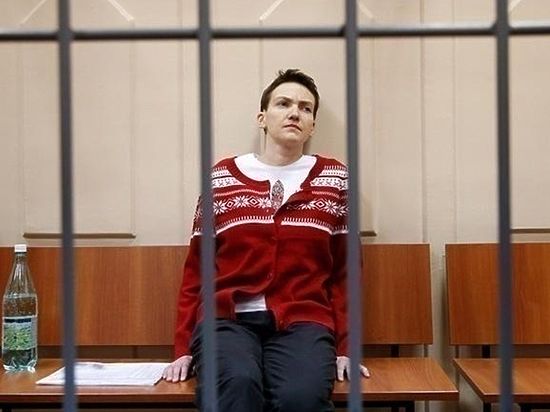 Украинскую летчицу держат в российской тюрьме, нарушая ее права