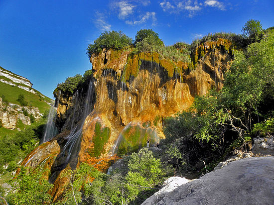 Над водопадом Гедмишх нависла угроза уничтожения

