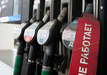 Нефтяники предупредили президента о возможном дефиците бензина