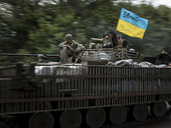 После двухдневных переговоров в Минске представители ДНР, ЛНР и Киева не смогли договорить о демилитаризации линии соприкосновения на Донбассе. 