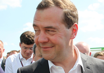 Медведев дал совет российским туристам