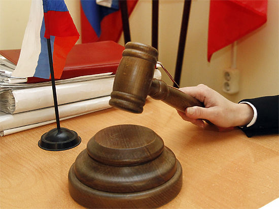 Обвиняемый в вымогательства у финансиста Владимир Барцакин сам заявил об этом в суде, где в пятницу ему собирались вынести приговор