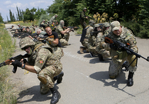 Украинские военные заявили о новом столкновении с ополченцами у Старогнатовки