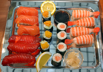 Суши летом: в чем опасность популярного японского блюда в жару