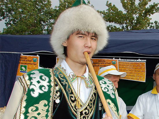 По мнению ученых, башкирский инструмент — общее достояние народов Евразии