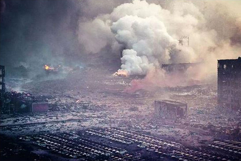 Соцсети переполнены снимками взрыва и его последствий в китайском Тяньцзине