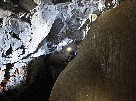 Человеческие останки попались ученым в пещере Страшная 