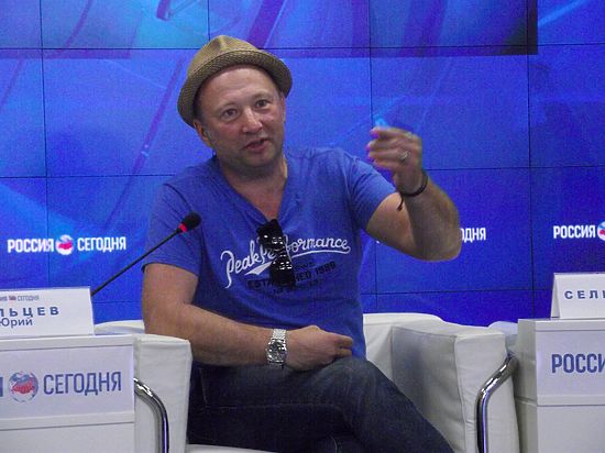 Актер был среди участников I Всероссийского фестиваля юмора «Море смеха», проходившем в Ялте, Евпатории и Феодосии 