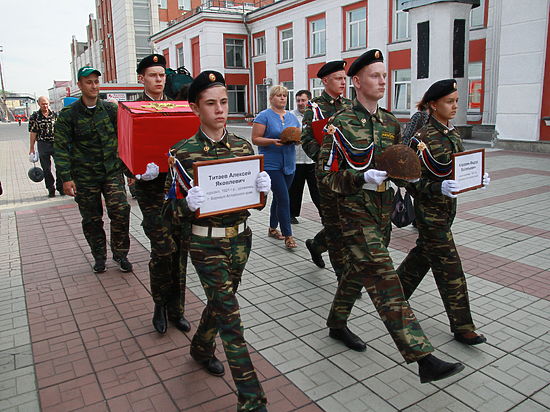20 августа текущего года в Барнауле жители края смогли почтить память еще двоих погибших защитников Родины