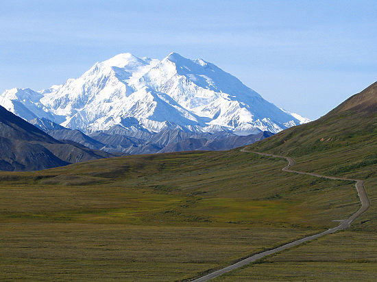 Президент США вернул высочайшей горе Аляски название Денали